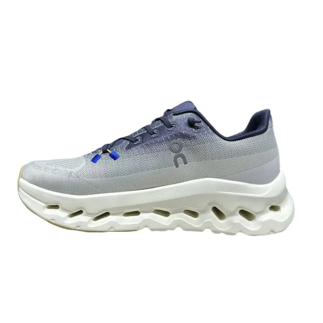 Cloudtilt  Black/Ivory