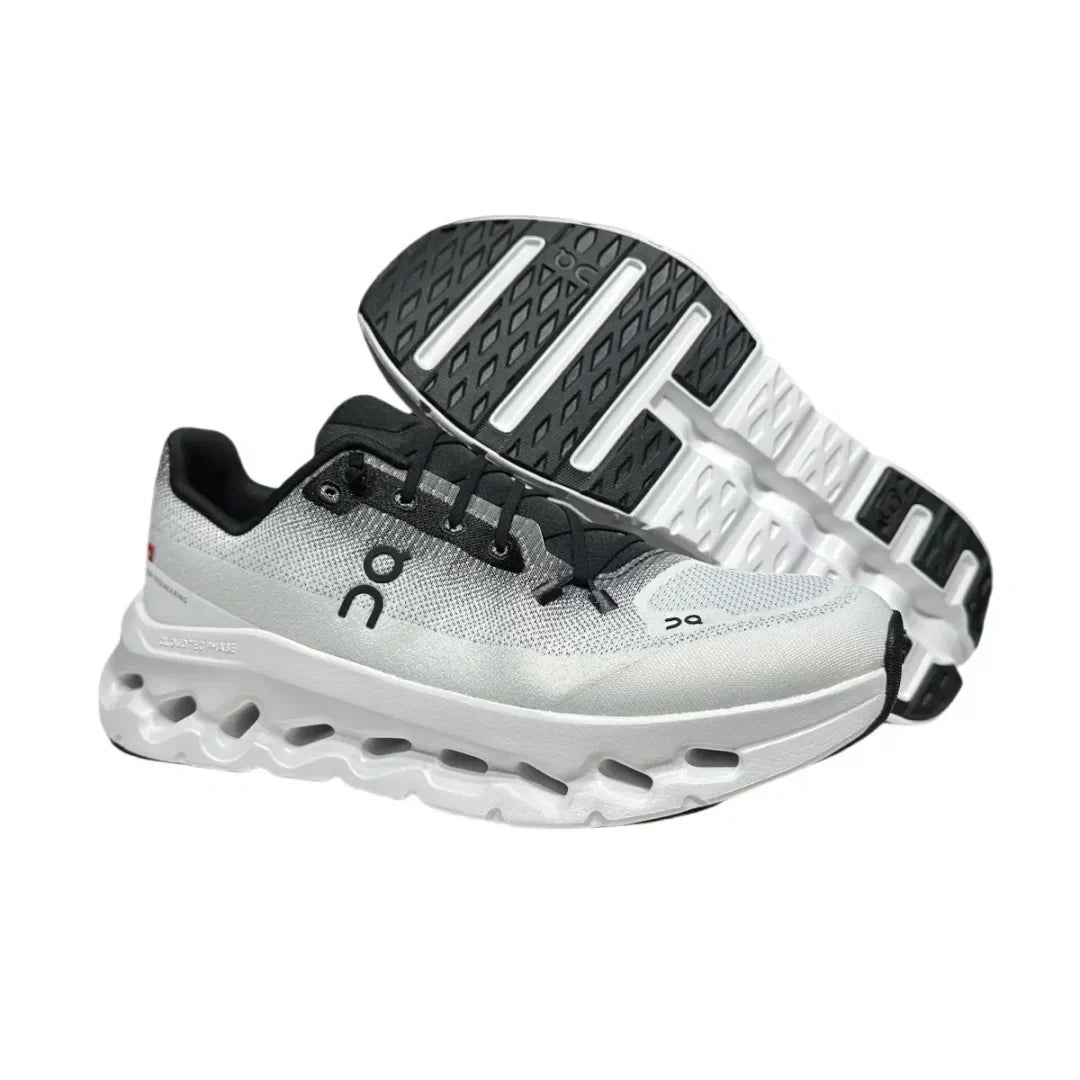 Cloudtilt Black/Ivory